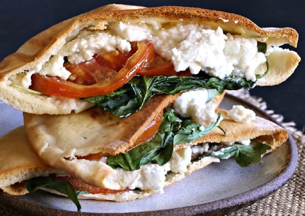 /المذاق الراقي للبروست والخبز والروتي